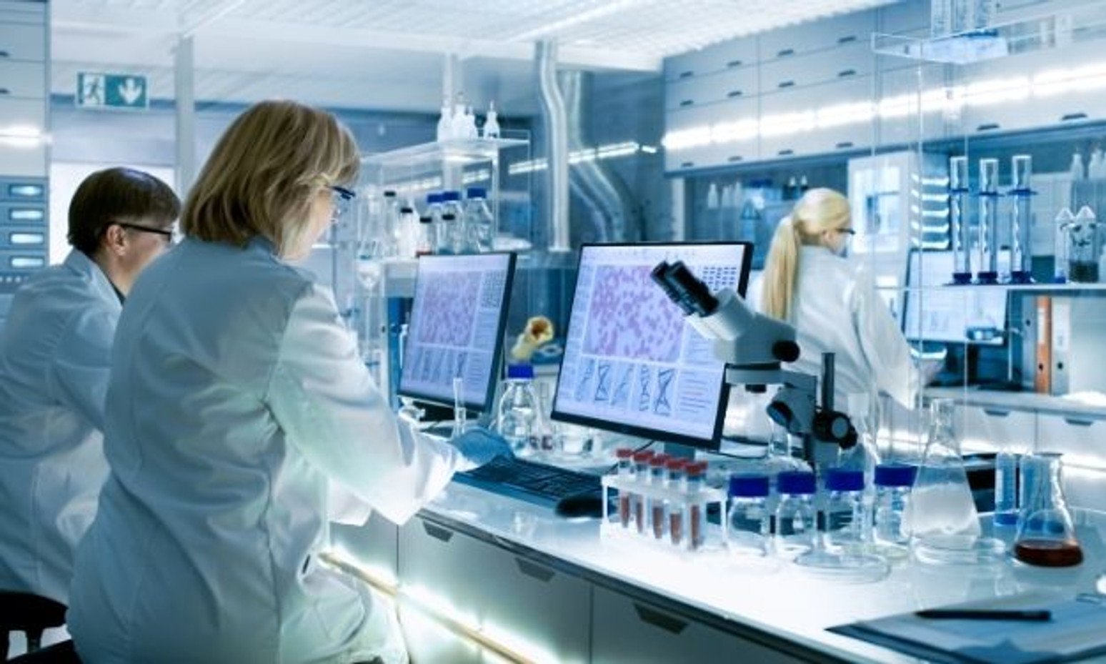 Life sciences laboratory environment